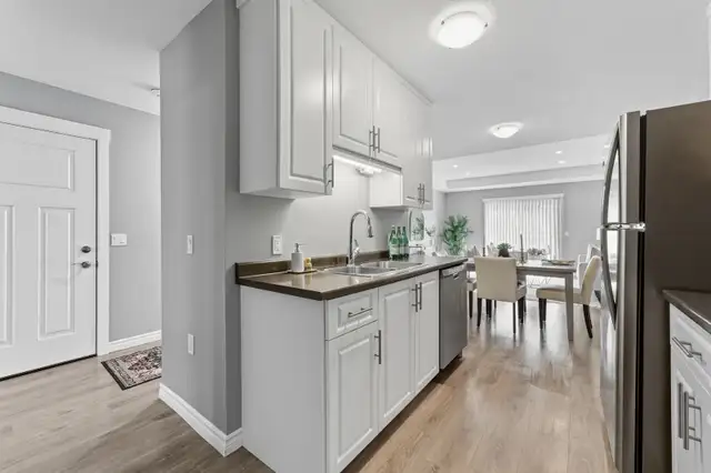 Bungalow Townhome for RENT in Listowel - Photo 6