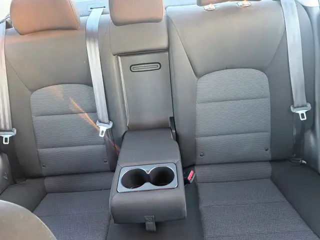 2017 Kia Forte Automatic - Photo 5