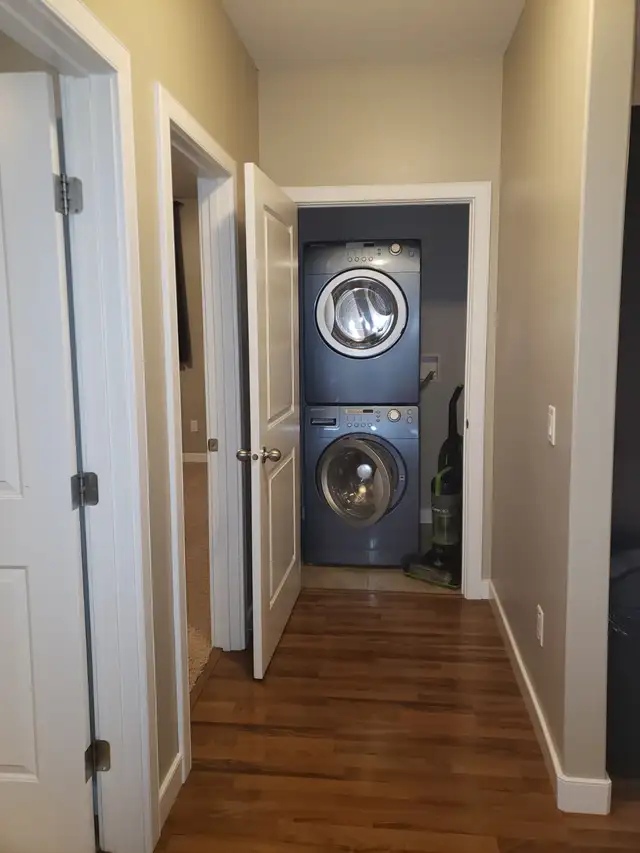 Bright Open Suite in Timberlea - Photo 7