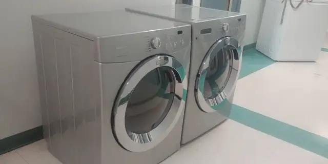 Laveuse secheuse LG - Photo 2