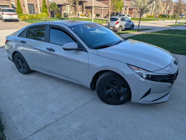 Hyundai Elantra 2022 - Photo 2