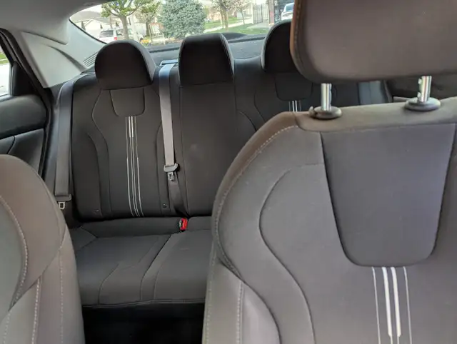 Hyundai Elantra 2022 - Photo 6