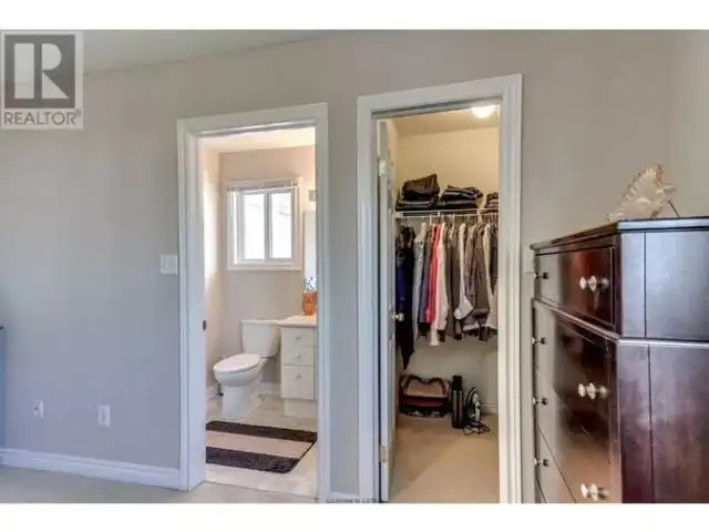 Room available for rent in London, ON - May 2026 - Photo 7