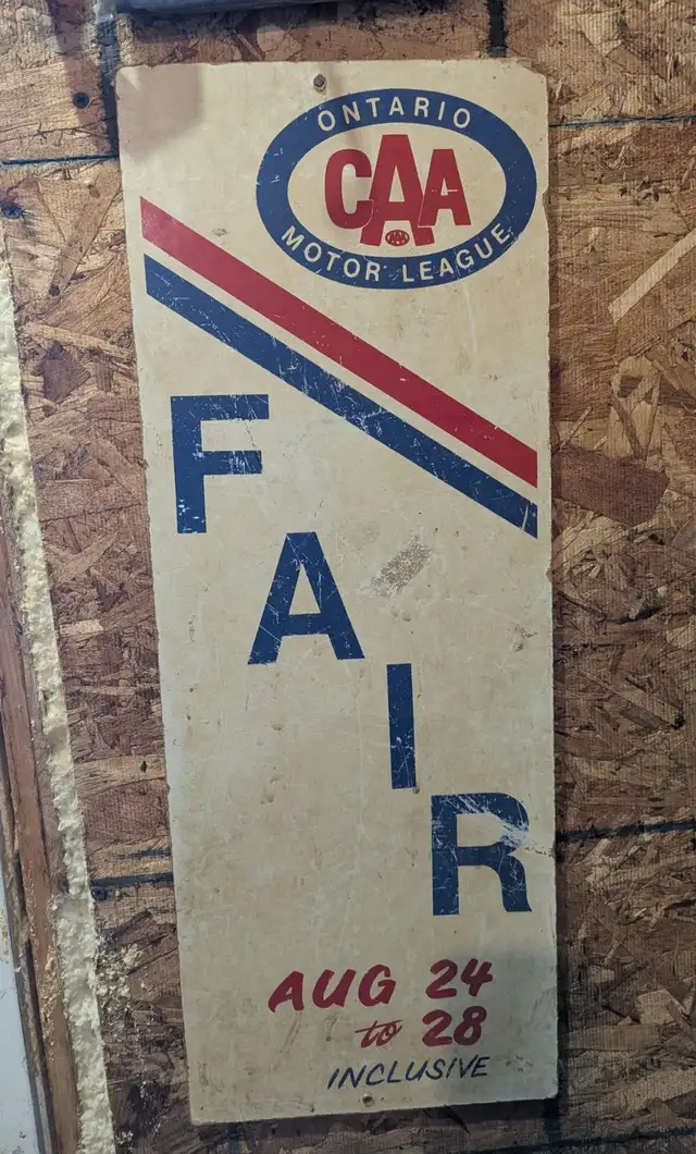 VINTAGE ESSO CAA ONTARIO MOTOR LEAGUE FAIR MASONITE WOOD SIGN