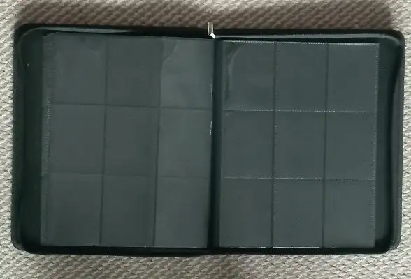 Sports card zippered binders (3) - each hold 180 cards - Photo 2