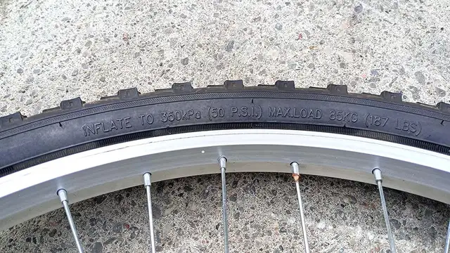 Pair of Supercycle SC1600 Youth MTBs – 24' – Ready to Ride! - Photo 6