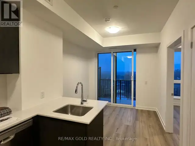 LOWEST PRICED 1 BEDROOM WATERLOO CONDO 312 ERB ST WATERLOO - Photo 9