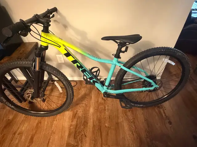 woman trek mountain bike