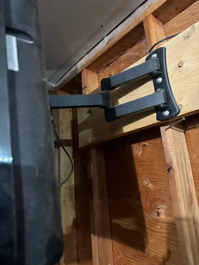 30" tv for sale - Photo 2