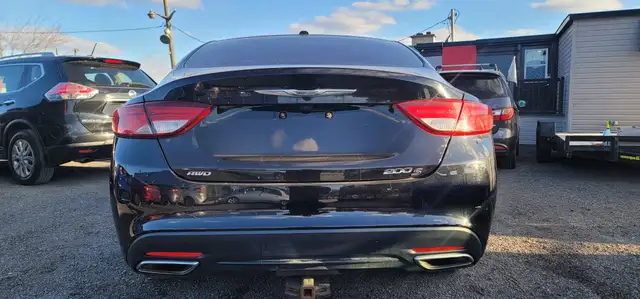 2015 Chrysler 200 AWD S BAS KM GARANTIE 1 ANS - Photo 5