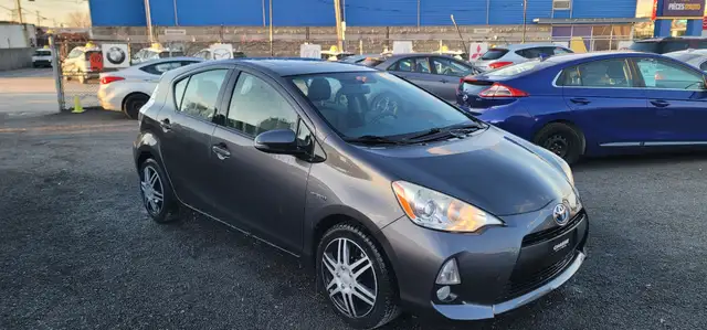 2012 Toyota Prius c CUIR TOIT AUTOMATIC