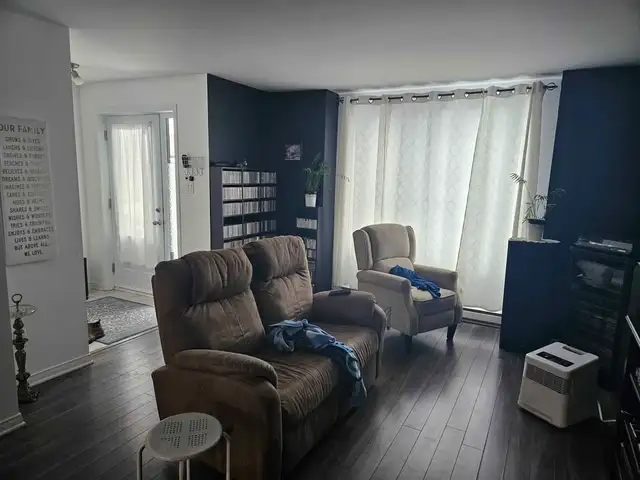 Haut du duplex sur 2 étages à louer : 3 chambres pour 1 er juill - Photo 9