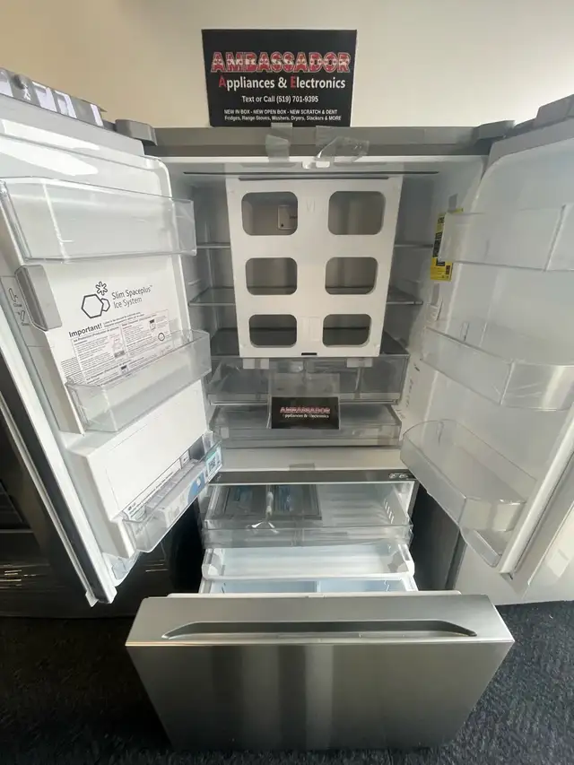 NEW 36" LG Counter Depth French (26 Cu.Ft) Water &Ice Dispenser - Photo 3