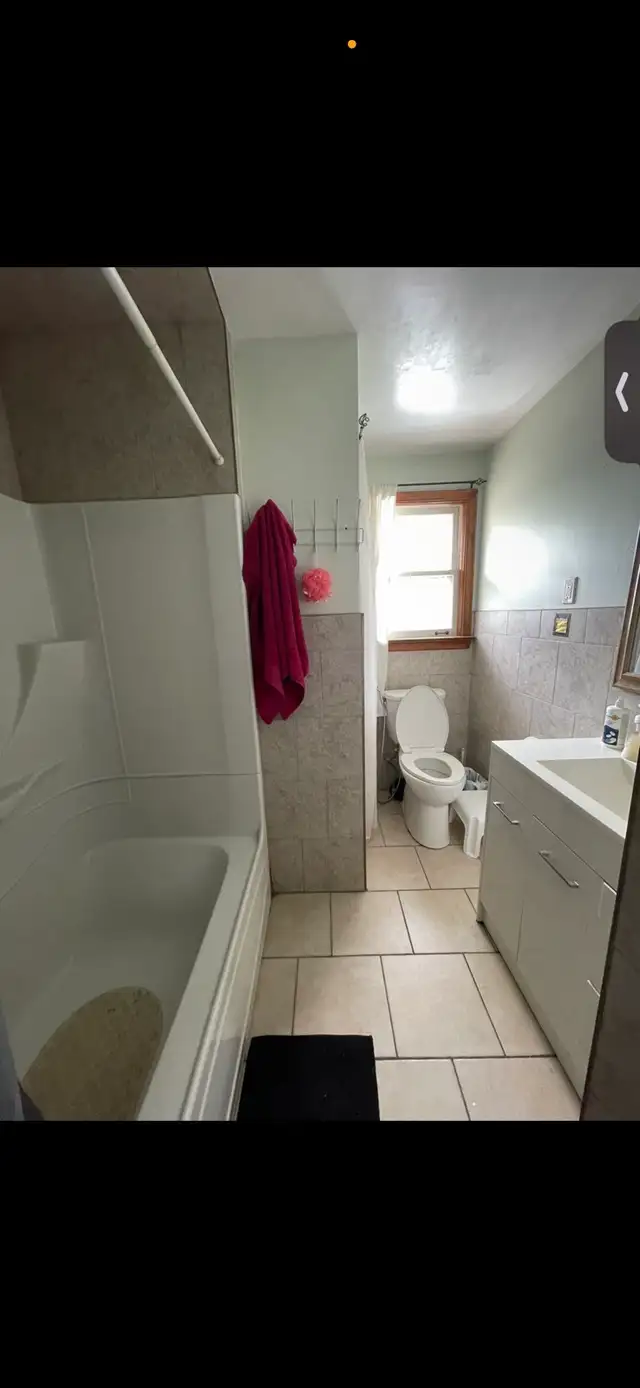 room for rent Guelph downtown - Photo 2