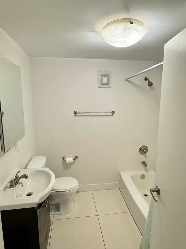 All Inclusive 1 Bedroom Downtown Halifax - Photo 6