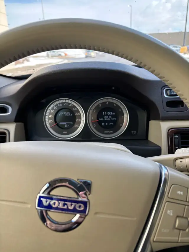 VOLVO XC 70. T6. 2013 - Photo 6