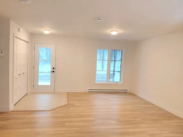 5 ½ NEUF à louer Saint-Calixte - Photo 3