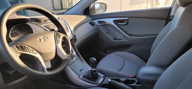 2012 Hyundai Elantra GARANTIE 1 ANS - Photo 2