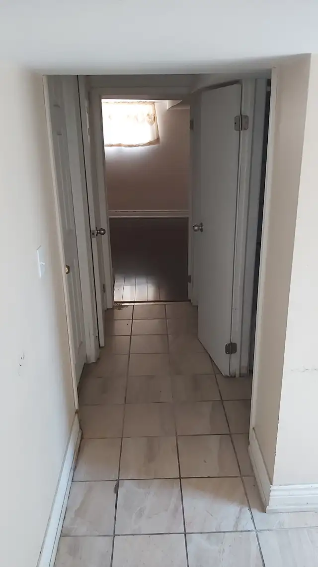 One bedroom basement for rent islington/finch from April 20,2026 - Photo 4