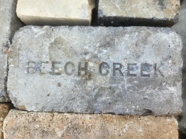 Red Reclaimed Antique  Brick - Photo 8