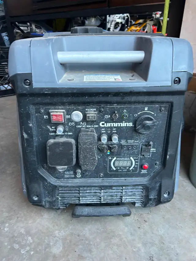 Cummins Onan P4500i generator for sale - Photo 2
