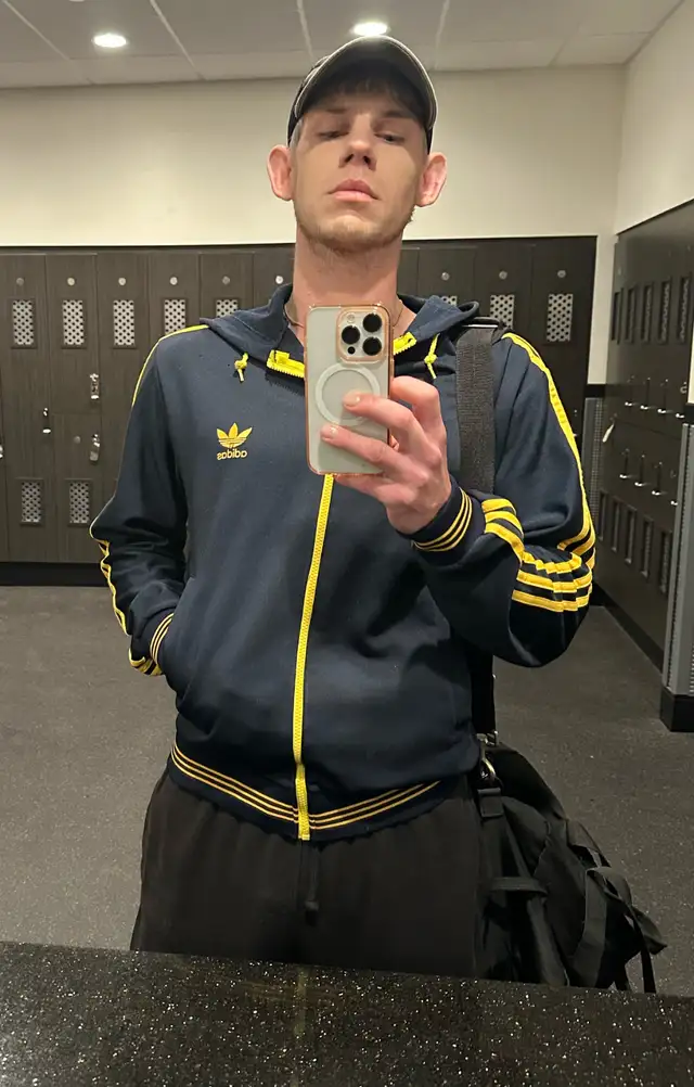 Mature adult male seeking apartment - Photo 4