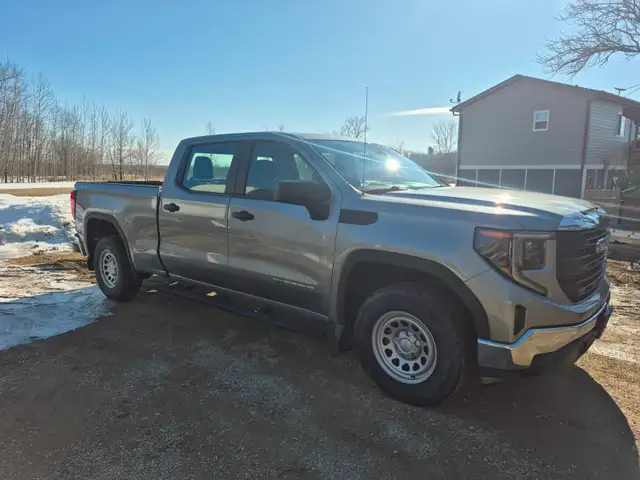 2023 GMC Sierra 1500 Crew Cab. - Photo 2