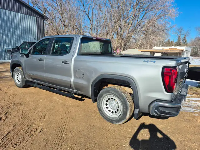 2023 GMC Sierra 1500 Crew Cab. - Photo 4