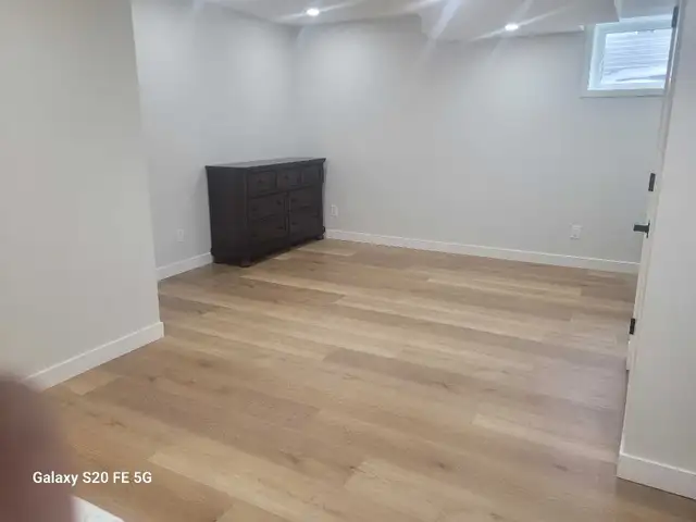 Basement legal suite available for rent - Photo 4