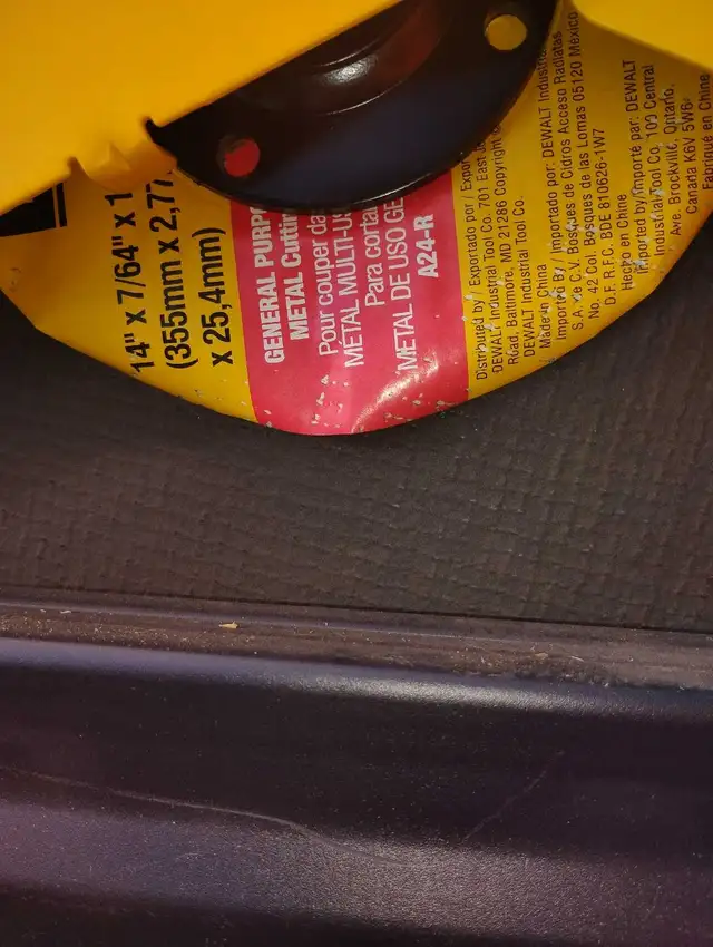 14 inch DeWalt corded chop saw - Photo 2