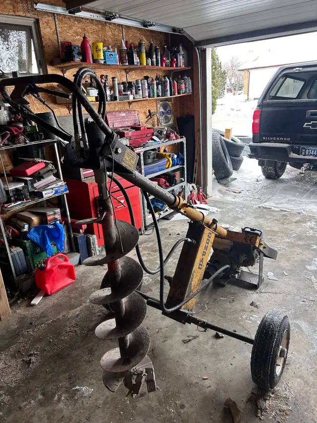 FENCE POST DRILLING AND SETTING - Photo 3