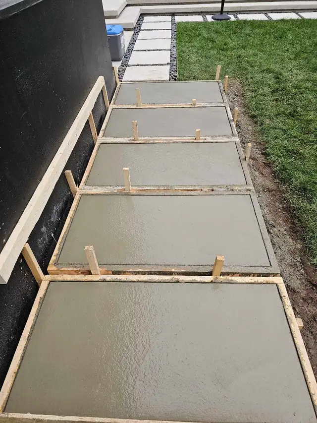 Now Hiring: Landscape Construction Laborers General & Skilled - Photo 3