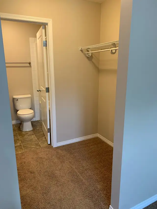 Condo for Rent - Photo 9