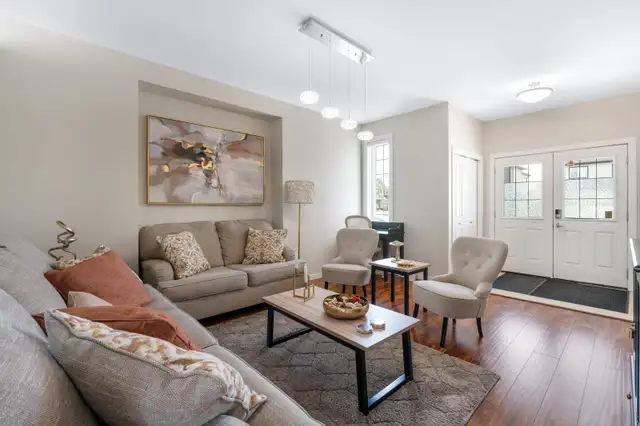 Two story House for Sale - Photo 2