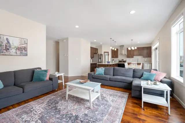 Two story House for Sale - Photo 5