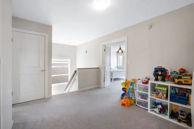 Two story House for Sale - Photo 11