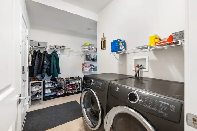 Two story House for Sale - Photo 12