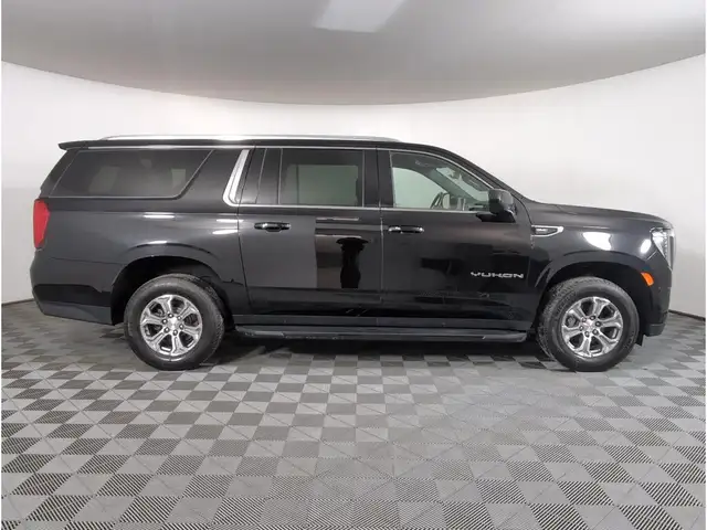 2022 GMC Yukon XL XL SLE | V8 | 3RD ROW | REMOTE START - Photo 4