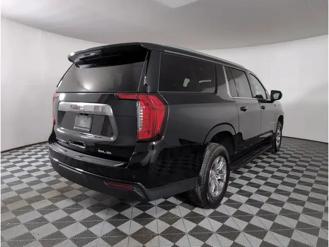 2022 GMC Yukon XL XL SLE | V8 | 3RD ROW | REMOTE START - Photo 5