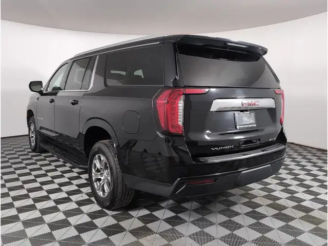 2022 GMC Yukon XL XL SLE | V8 | 3RD ROW | REMOTE START - Photo 8