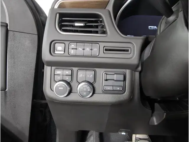 2022 GMC Yukon XL XL SLE | V8 | 3RD ROW | REMOTE START - Photo 26