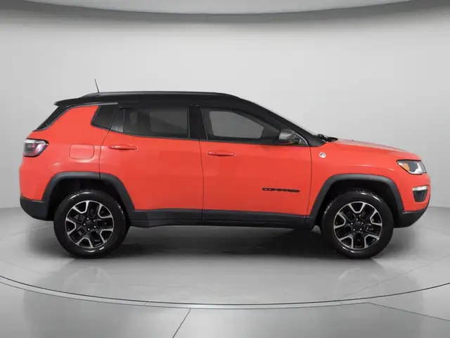 2021 Jeep Compass Trailhawk Elite | 4x4 | Heated Seats - Photo 4