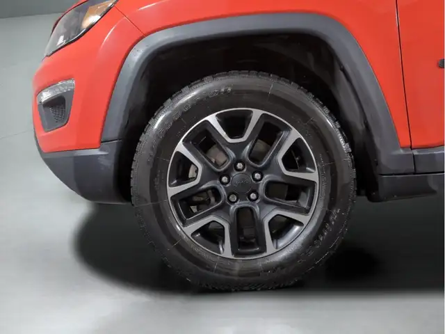 2021 Jeep Compass Trailhawk Elite | 4x4 | Heated Seats - Photo 9