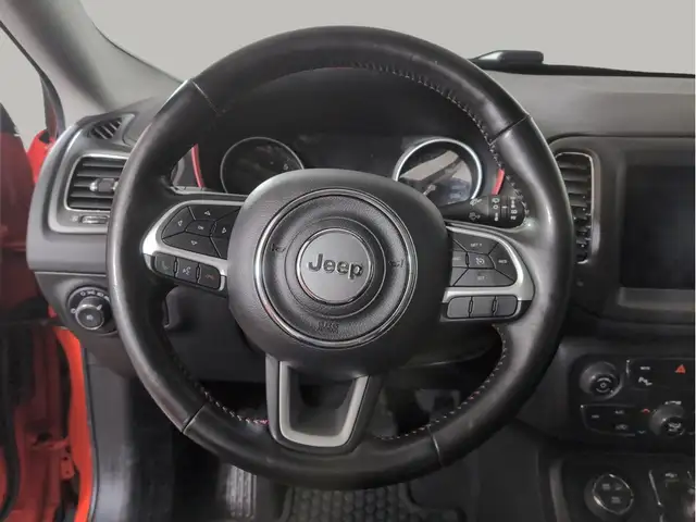 2021 Jeep Compass Trailhawk Elite | 4x4 | Heated Seats - Photo 17
