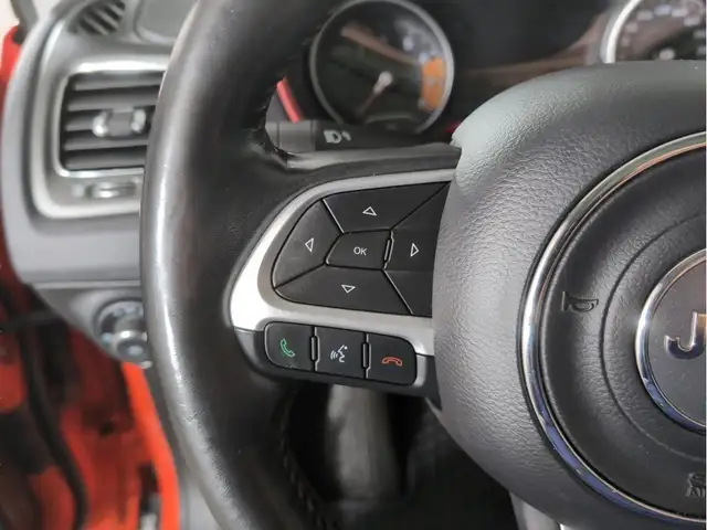 2021 Jeep Compass Trailhawk Elite | 4x4 | Heated Seats - Photo 18