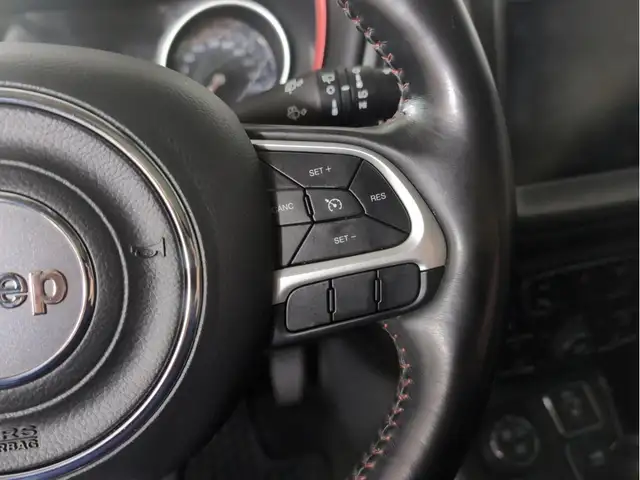 2021 Jeep Compass Trailhawk Elite | 4x4 | Heated Seats - Photo 19