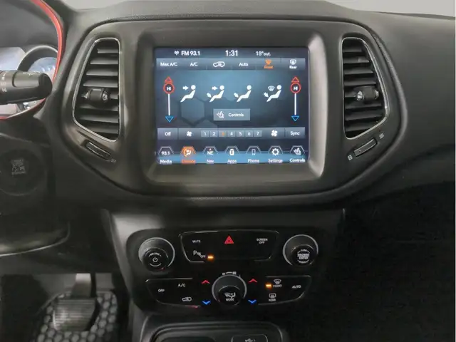 2021 Jeep Compass Trailhawk Elite | 4x4 | Heated Seats - Photo 23