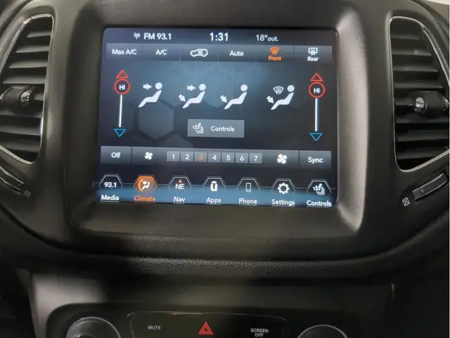 2021 Jeep Compass Trailhawk Elite | 4x4 | Heated Seats - Photo 24