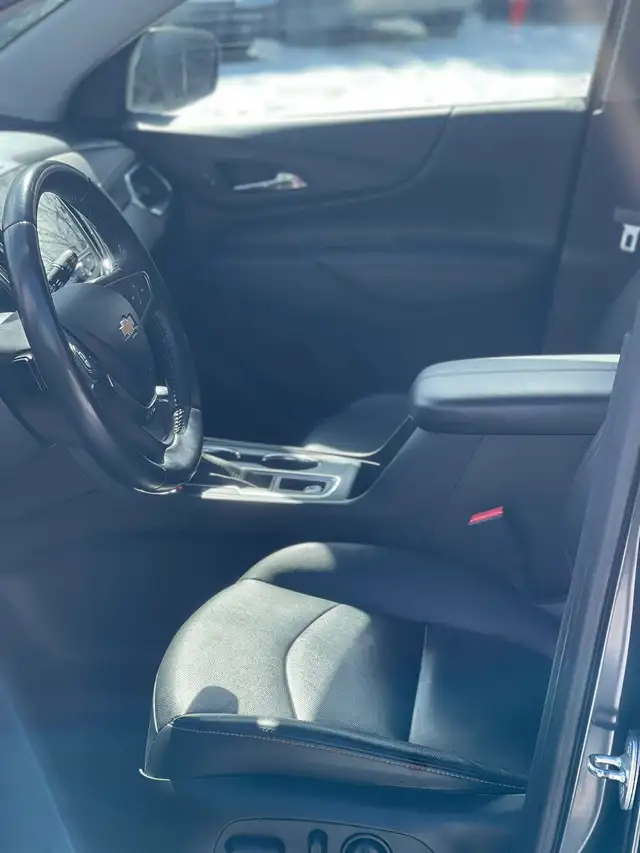 2020 Chevrolet Equinox Premier AWD - Photo 11