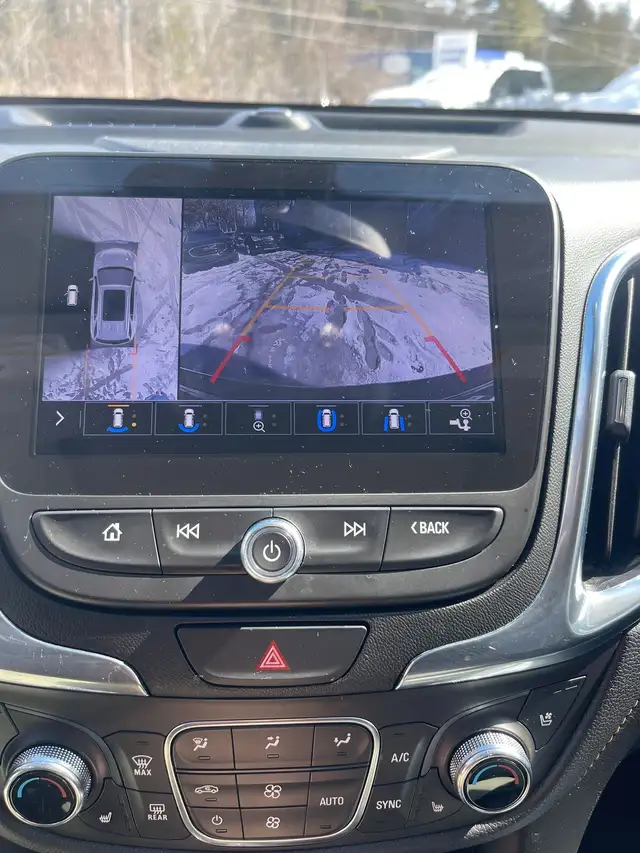 2020 Chevrolet Equinox Premier AWD - Photo 15